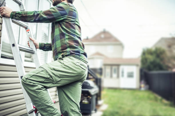 Affordable siding repair and maintenance services in La Mirada, CA